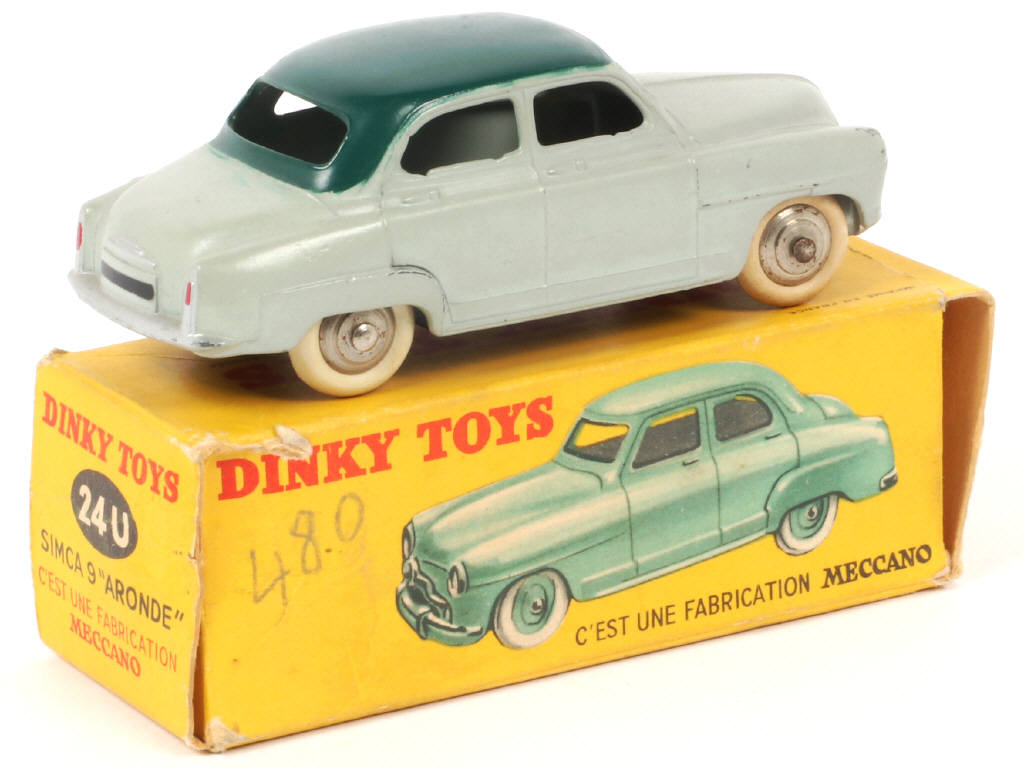 Lot 158 - DINKY TOYS (FRANCE) (1)