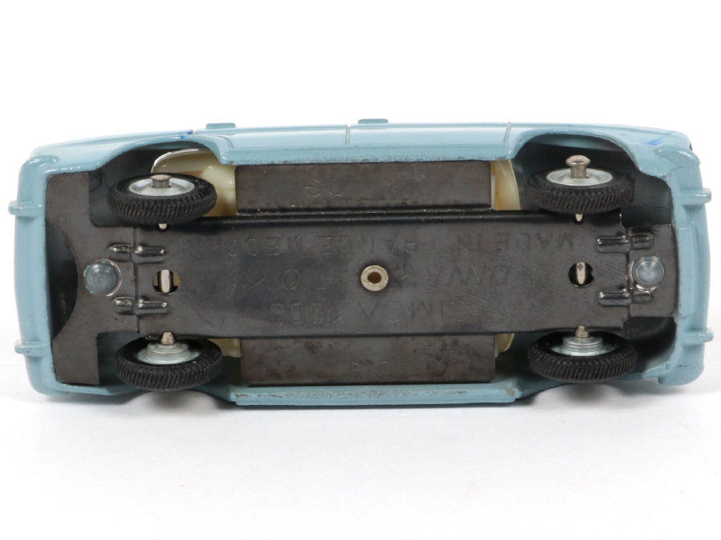 Lot 132 - DINKY TOYS (FRANCE) (1)