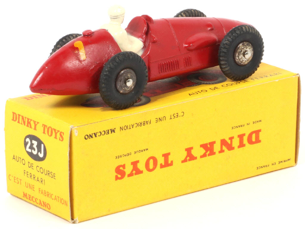Lot 142 - DINKY TOYS (FRANCE) (1)