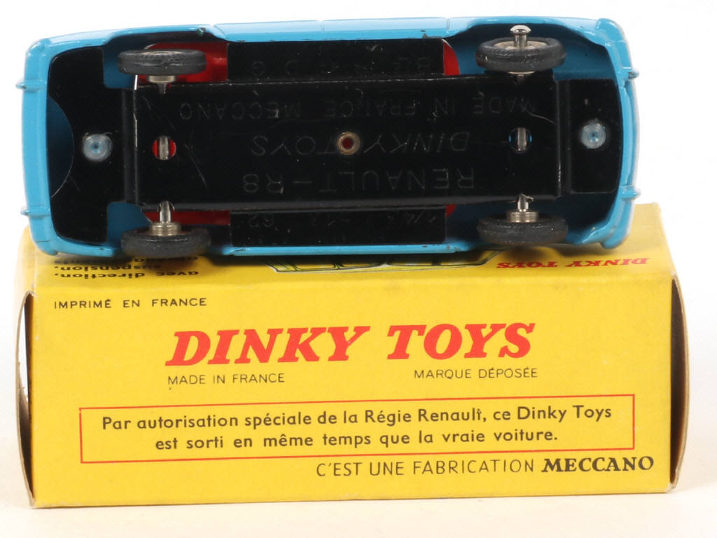 Lot 171 - DINKY TOYS (FRANCE) (1)