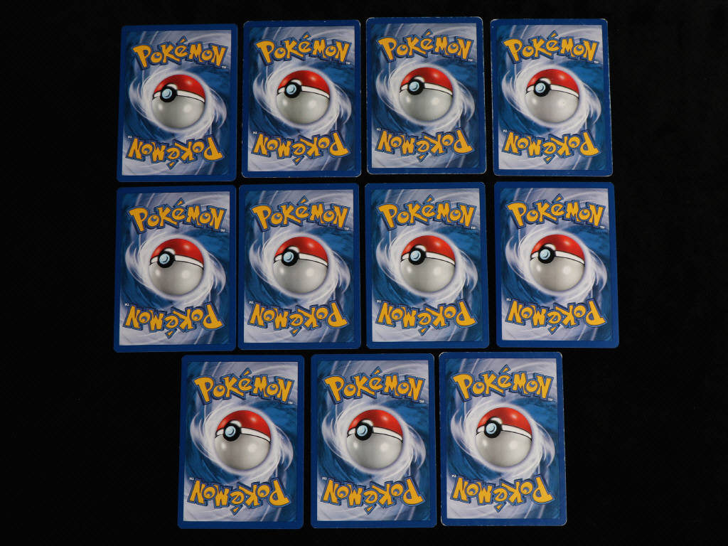 Lot 35 - POKEMON COMPANY (FRANCE) (11)