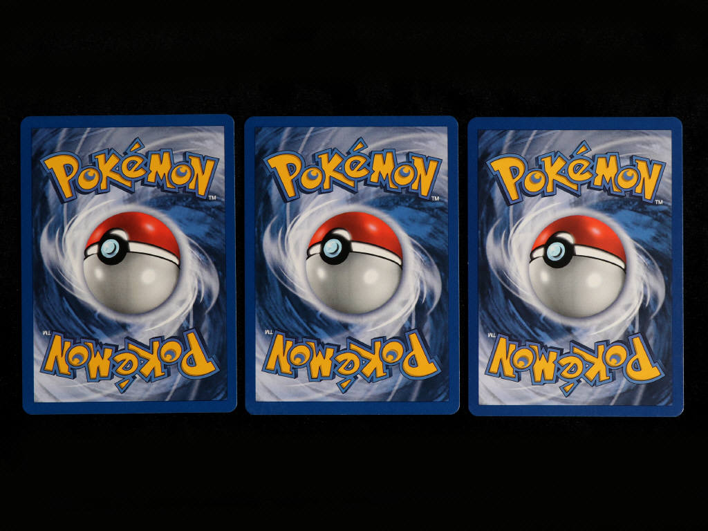 Lot 20 - POKEMON COMPANY (FRANCE) (3)