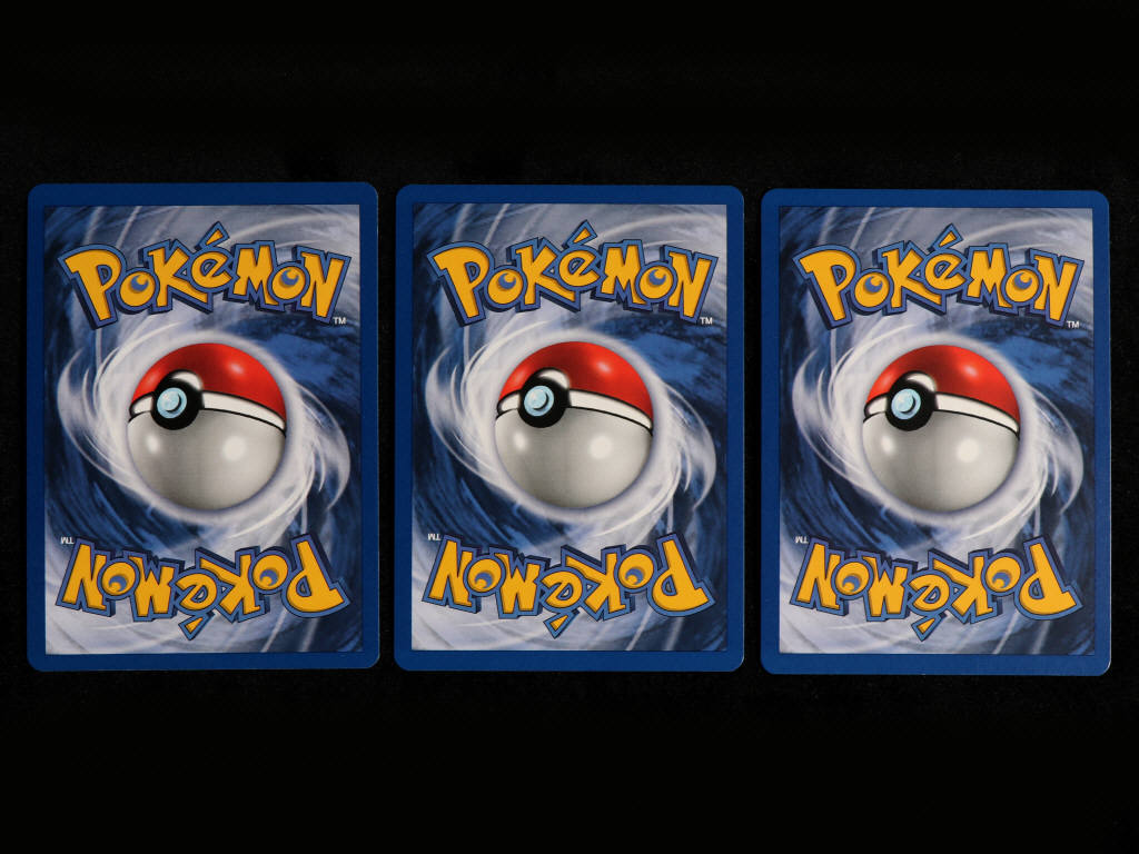 Lot 21 - POKEMON COMPANY (FRANCE) (3)