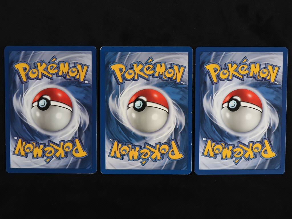 Lot 129 - POKEMON COMPANY (FRANCE) (3)