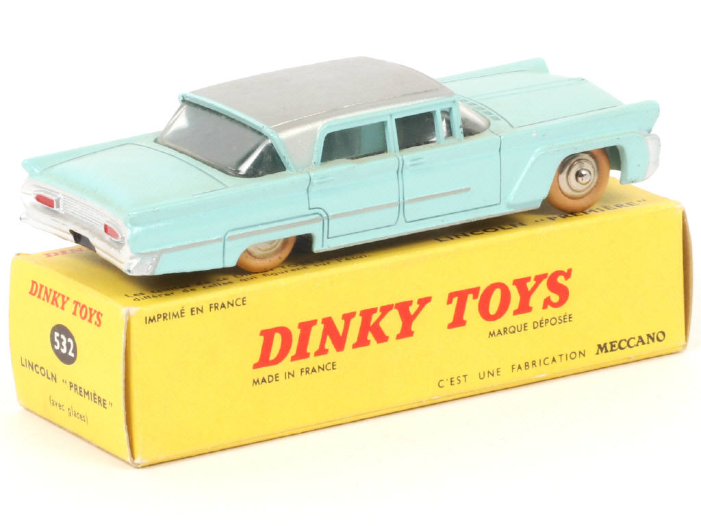 Lot 173 - DINKY TOYS (FRANCE) (1)