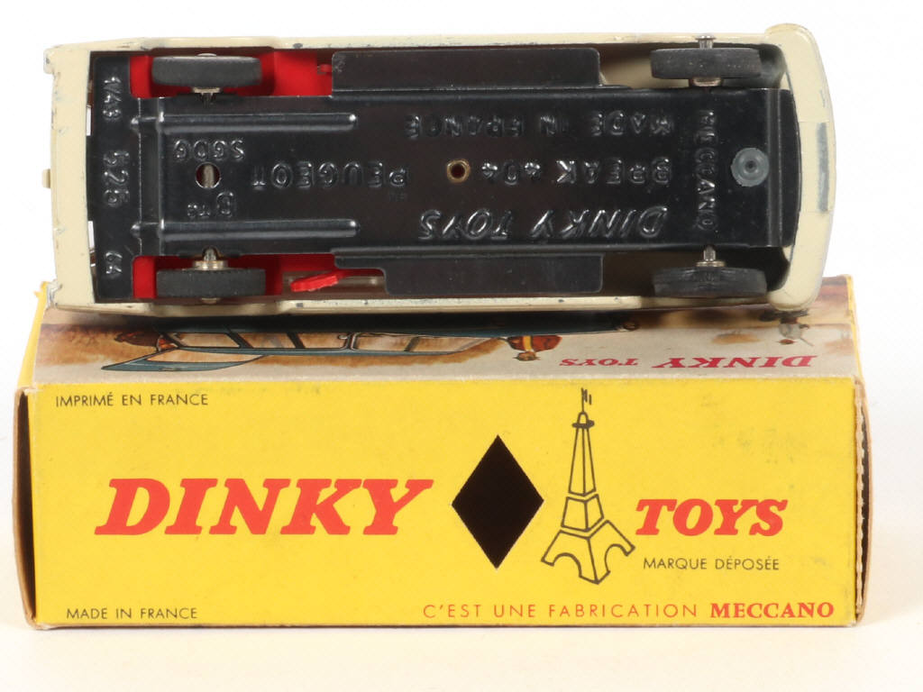 Lot 171 - DINKY TOYS (FRANCE) (1)