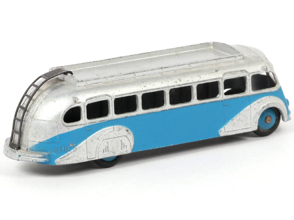 Lot 192 - DINKY TOYS (FRANCE) (1)
