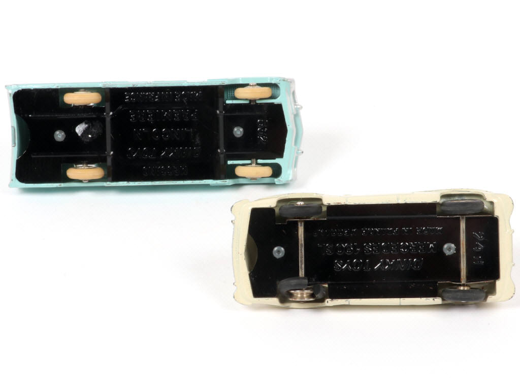 Lot 217 - DINKY TOYS (FRANCE) (2)