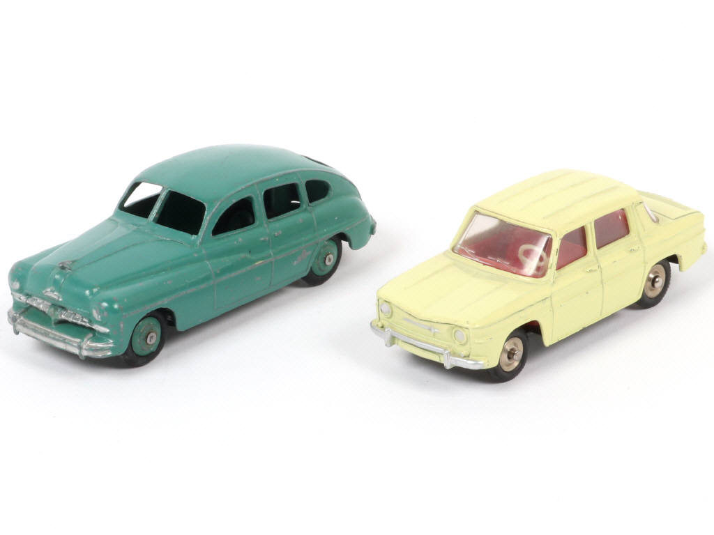 Lot 223 - DINKY TOYS (FRANCE) (2)