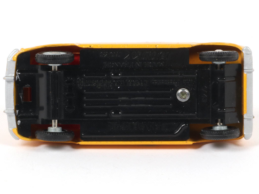 Lot 144 - DINKY TOYS (FRANCE) (1)