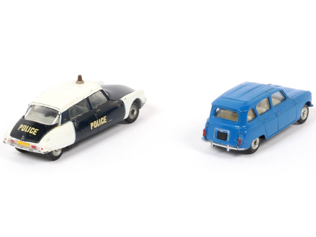 Lot 219 - DINKY TOYS (FRANCE) (2)