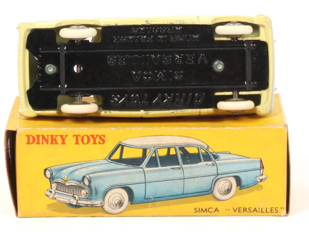 Lot 158 - DINKY TOYS (FRANCE) (1)