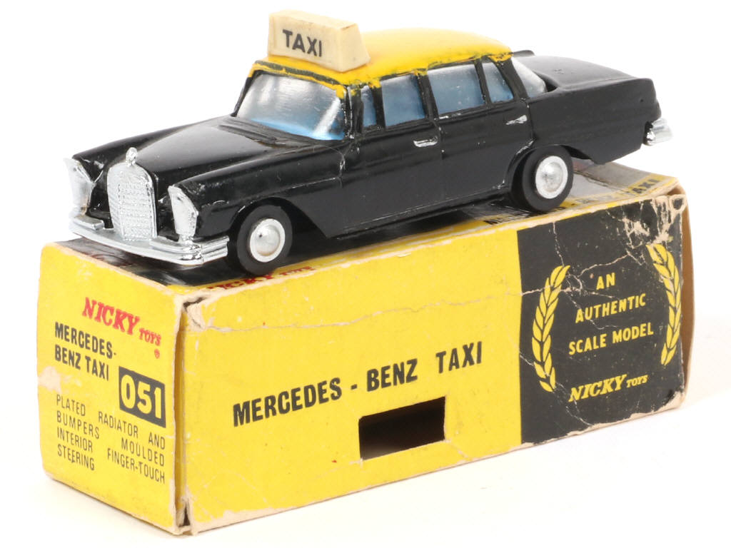 Lot 100 - NICKYTOYS (INDE) (1)