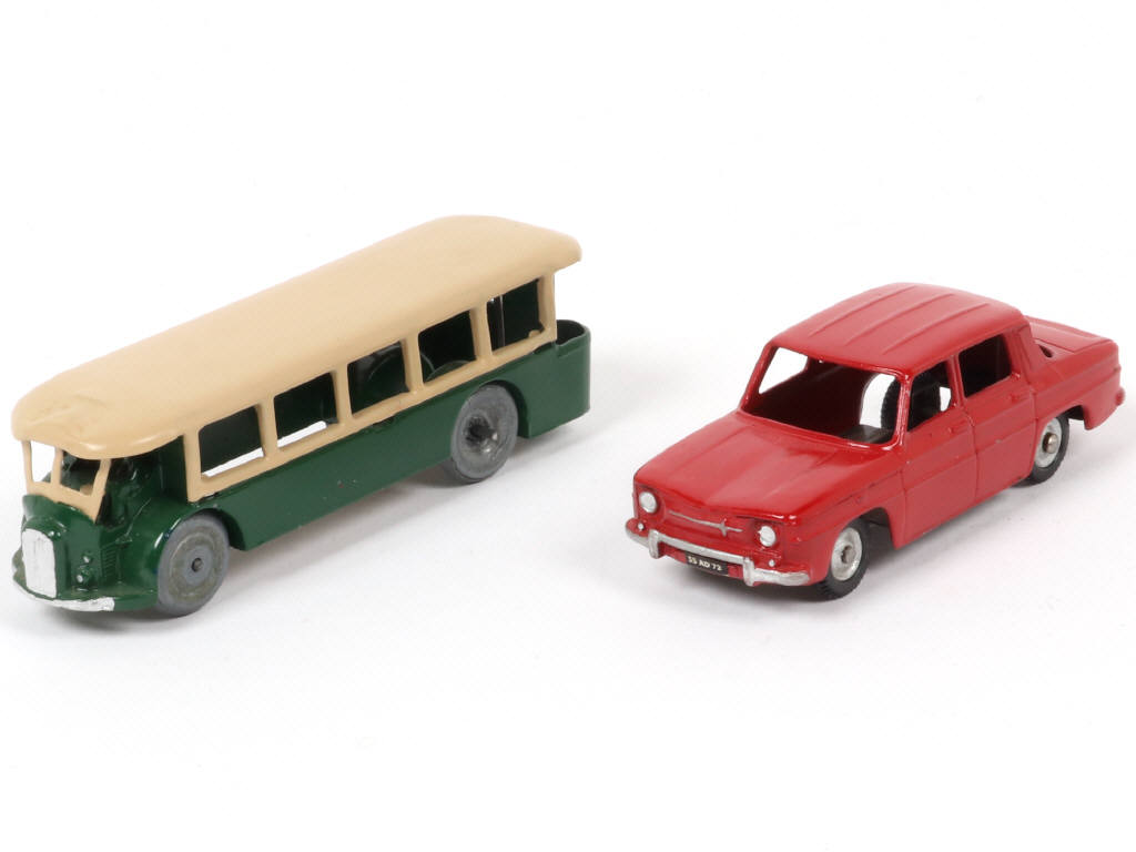 Lot 227 - DINKY TOYS (FRANCE) (2)