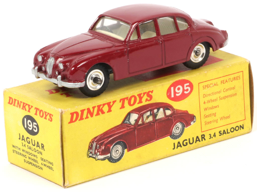 Lot 113 - DINKY TOYS (GB) (1)