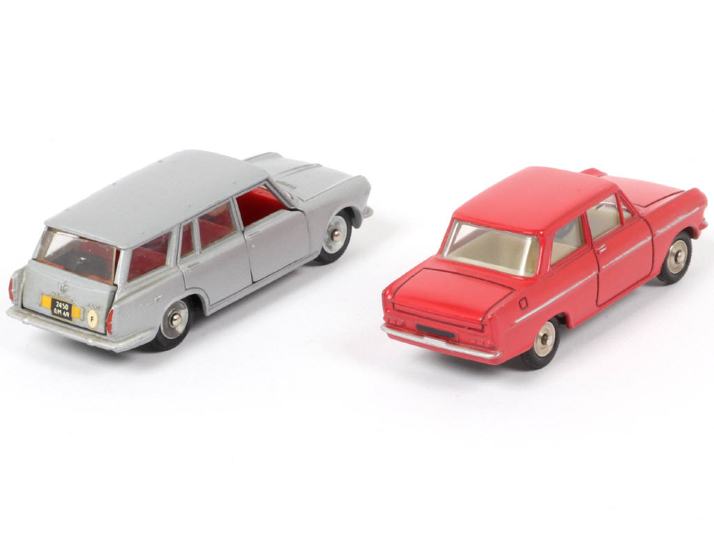 Lot 181 - DINKY TOYS (FRANCE) (2)