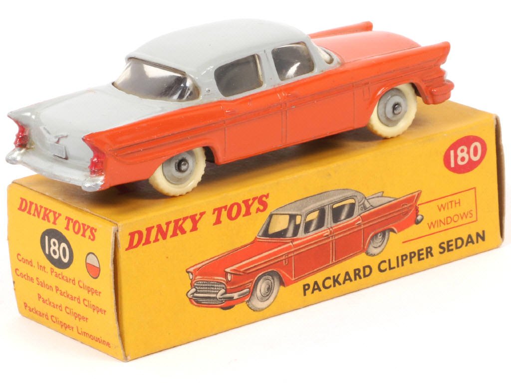 Lot 86 - DINKY TOYS (GB) (1)