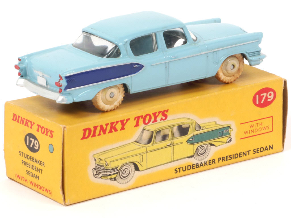 Lot 85 - DINKY TOYS (GB) (1)