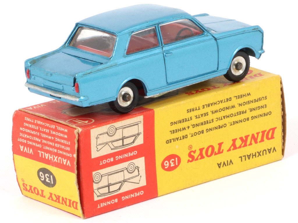 Lot 71 - DINKY TOYS (GB) (1)