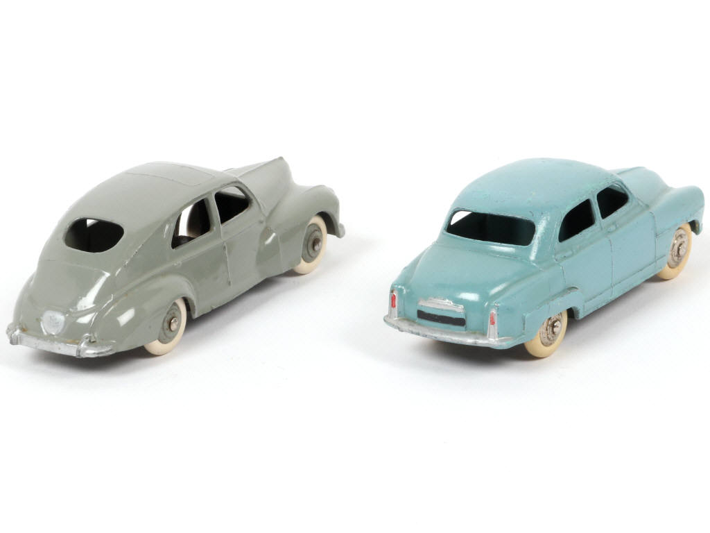 Lot 184 - DINKY TOYS (FRANCE) (2)