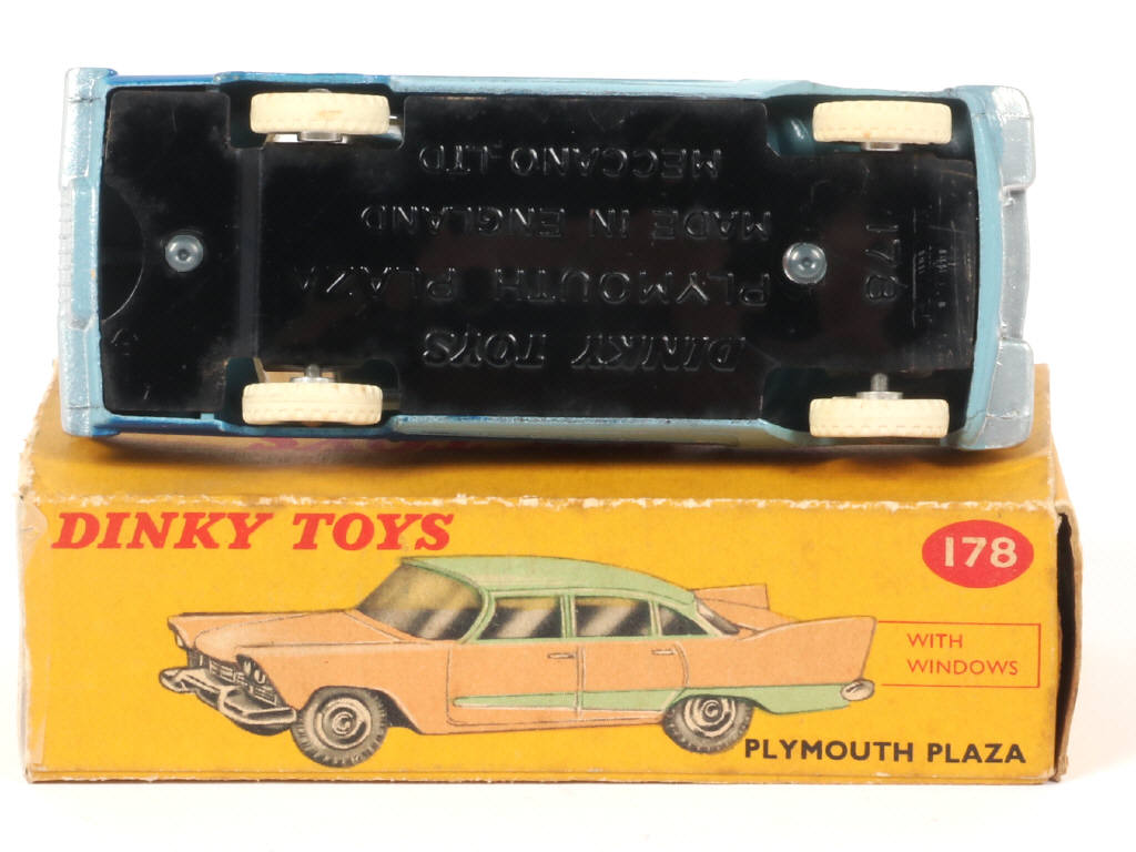 Lot 87 - DINKY TOYS (GB) (1)