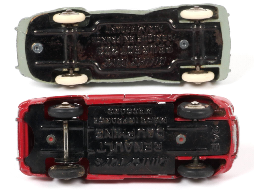 Lot 187 - DINKY TOYS (FRANCE) (2)