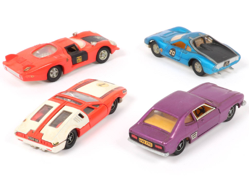 Lot 125 - DINKY TOYS (GB) (4)