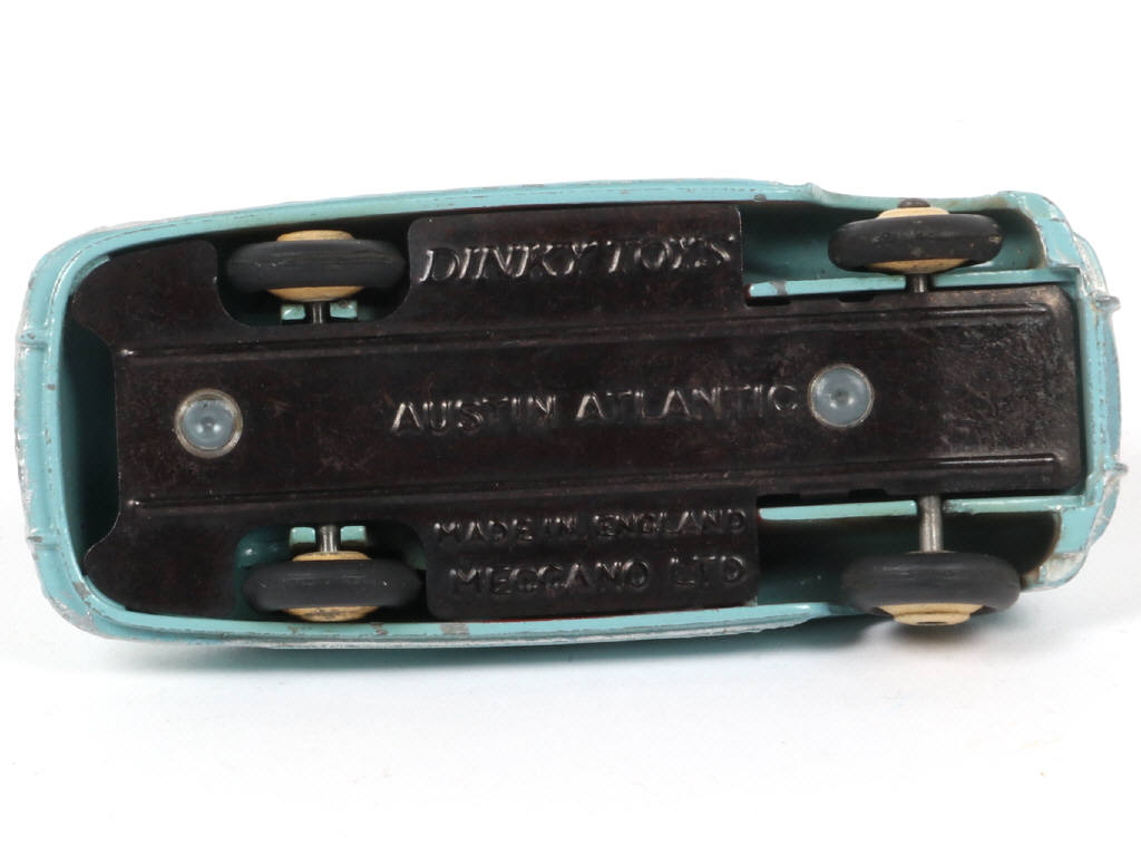 Lot 60 - DINKY TOYS (GB) (1)