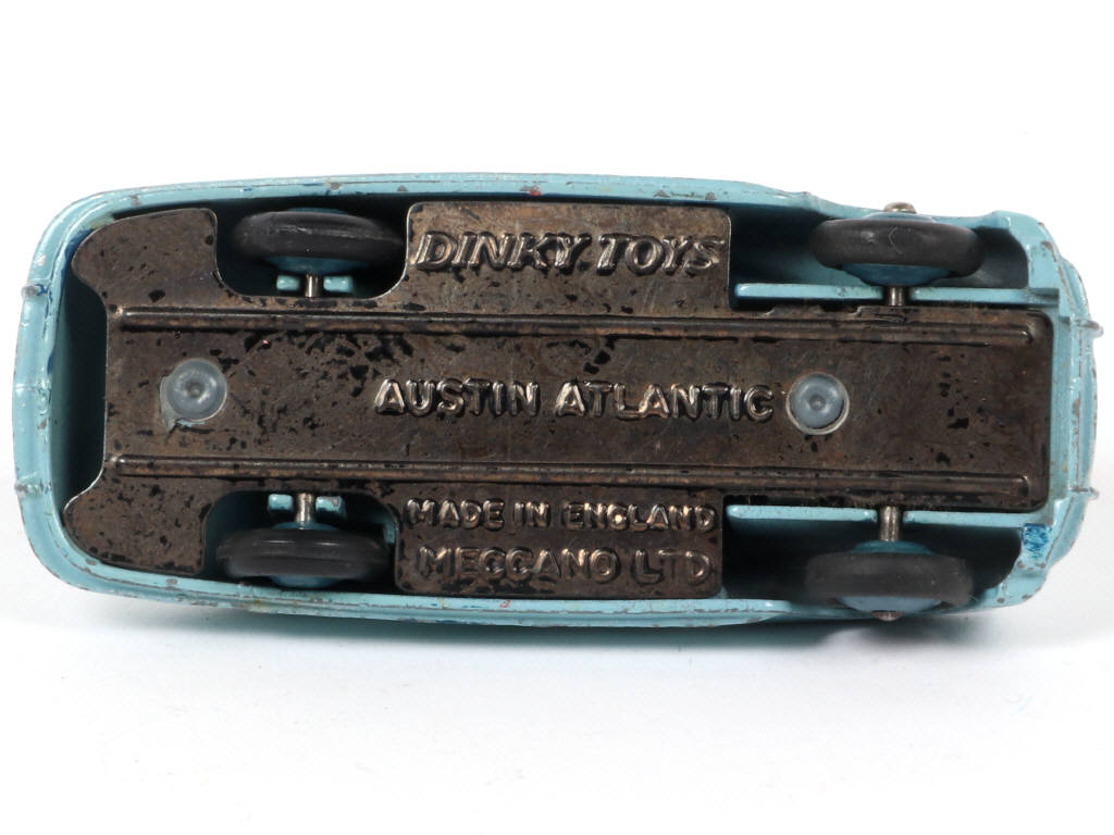 Lot 59 - DINKY TOYS (GB) (1)