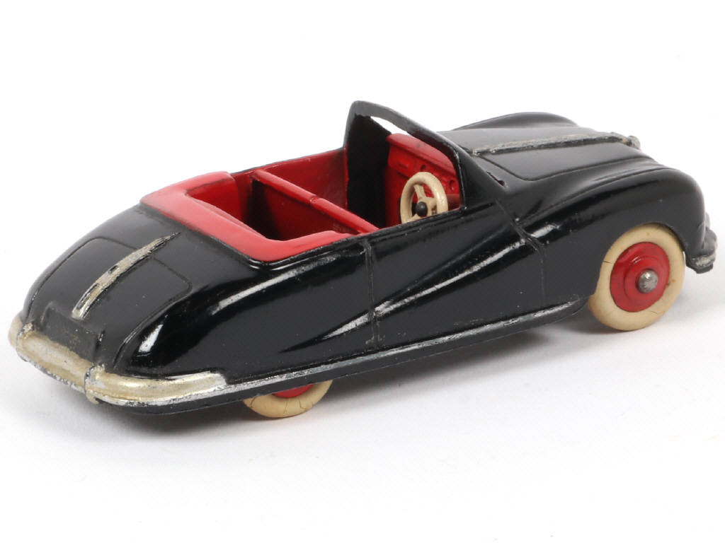 Lot 61 - DINKY TOYS (GB) (1)