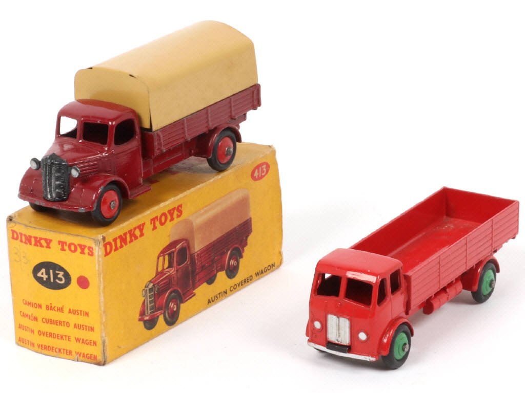 Lot 111 - DINKY TOYS (GB) (2)