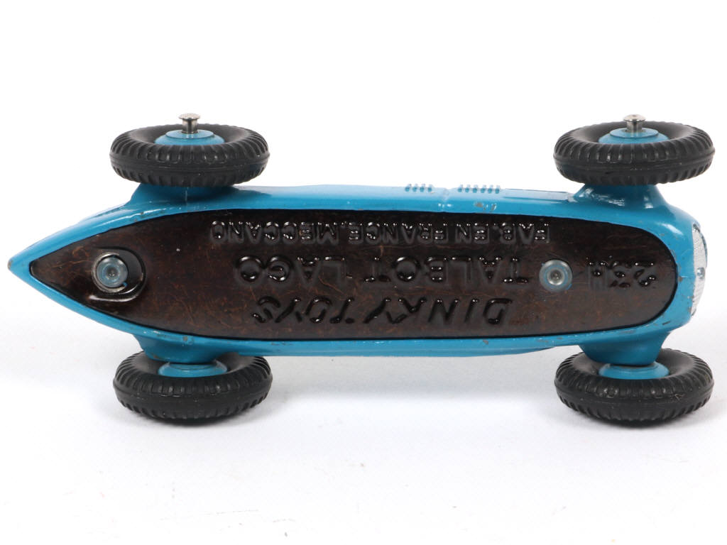 Lot 143 - DINKY TOYS (FRANCE) (1)