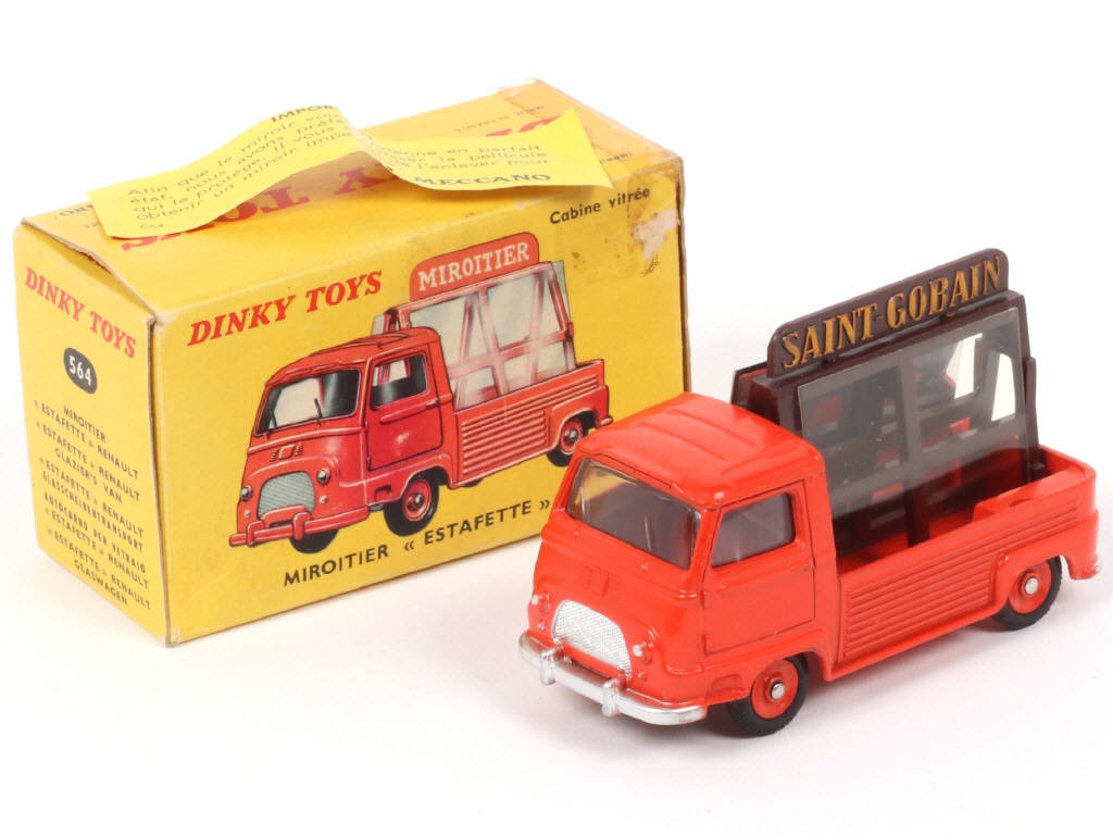 Lot 177 - DINKY TOYS (FRANCE) (1)