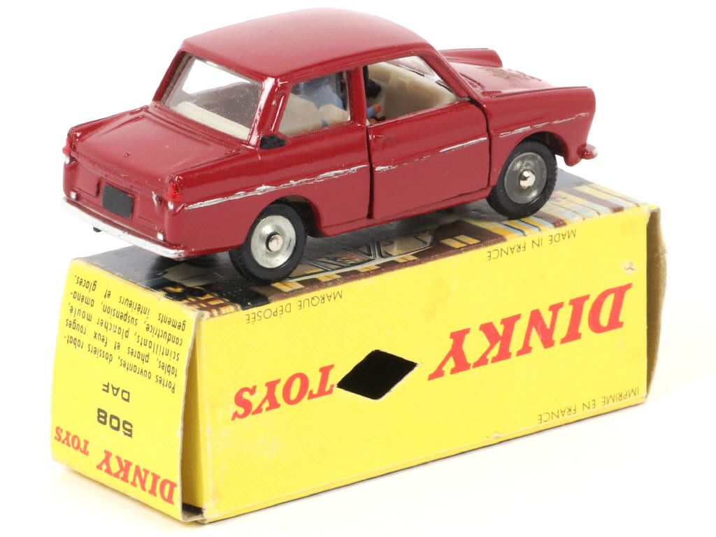Lot 168 - DINKY TOYS (FRANCE) (1)