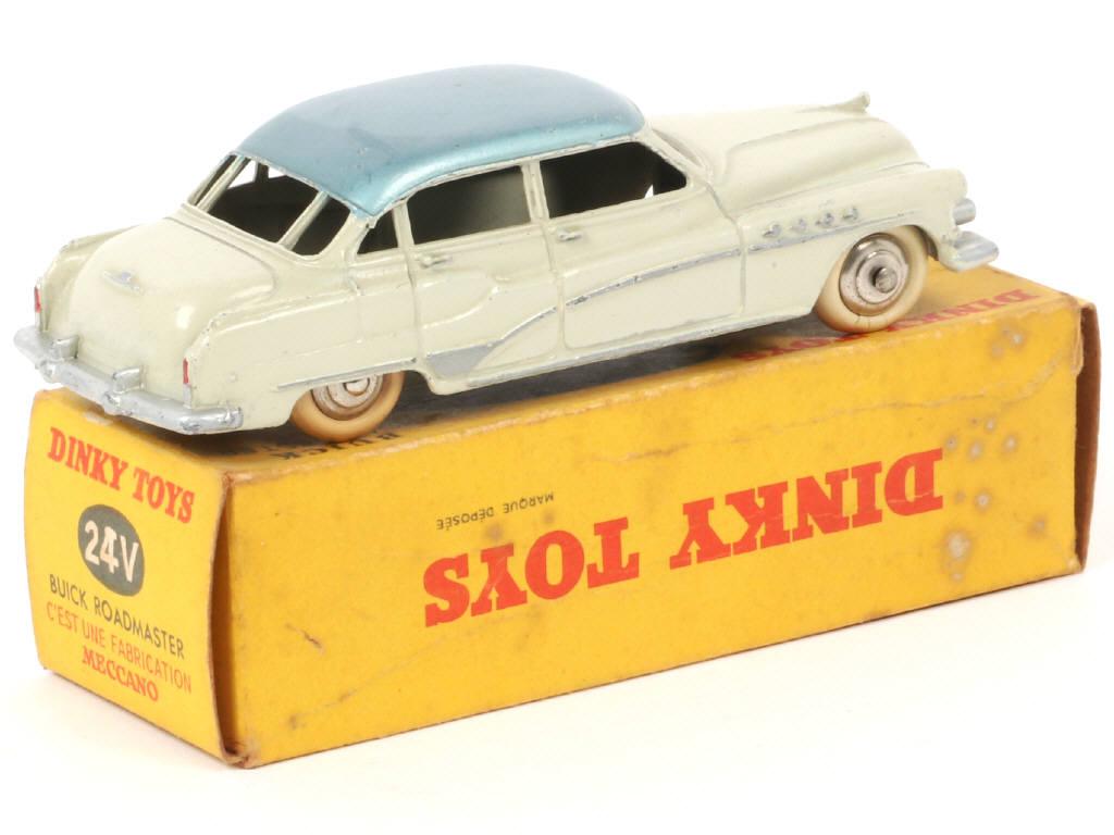 Lot 90 - DINKY TOYS (FRANCE) (1)