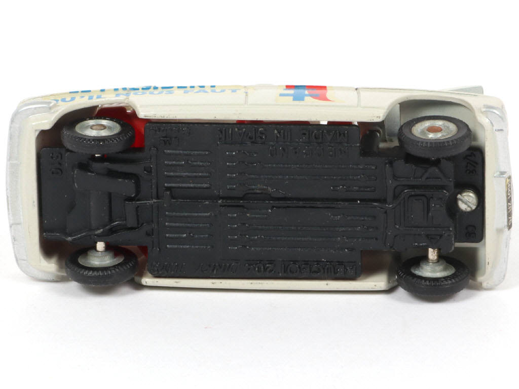 Lot 41 - DINKY TOYS (FRANCE) (1)
