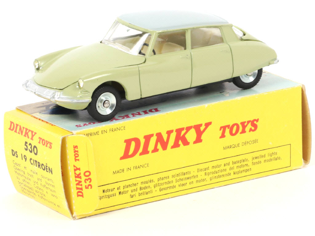 Lot 49 - DINKY TOYS (FRANCE) (1)
