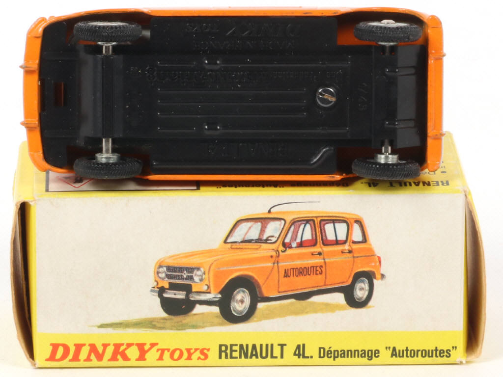 Lot 61 - DINKY TOYS (FRANCE) (1)