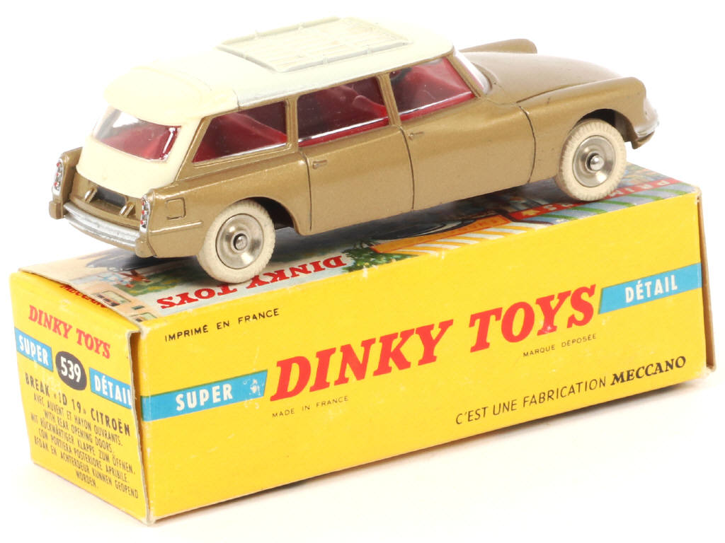Lot 44 - DINKY TOYS (FRANCE) (1)