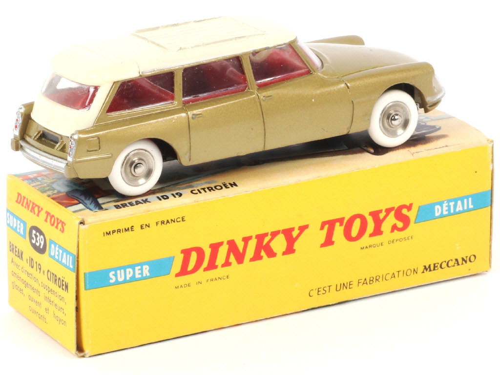 Lot 45 - DINKY TOYS (FRANCE) (1)