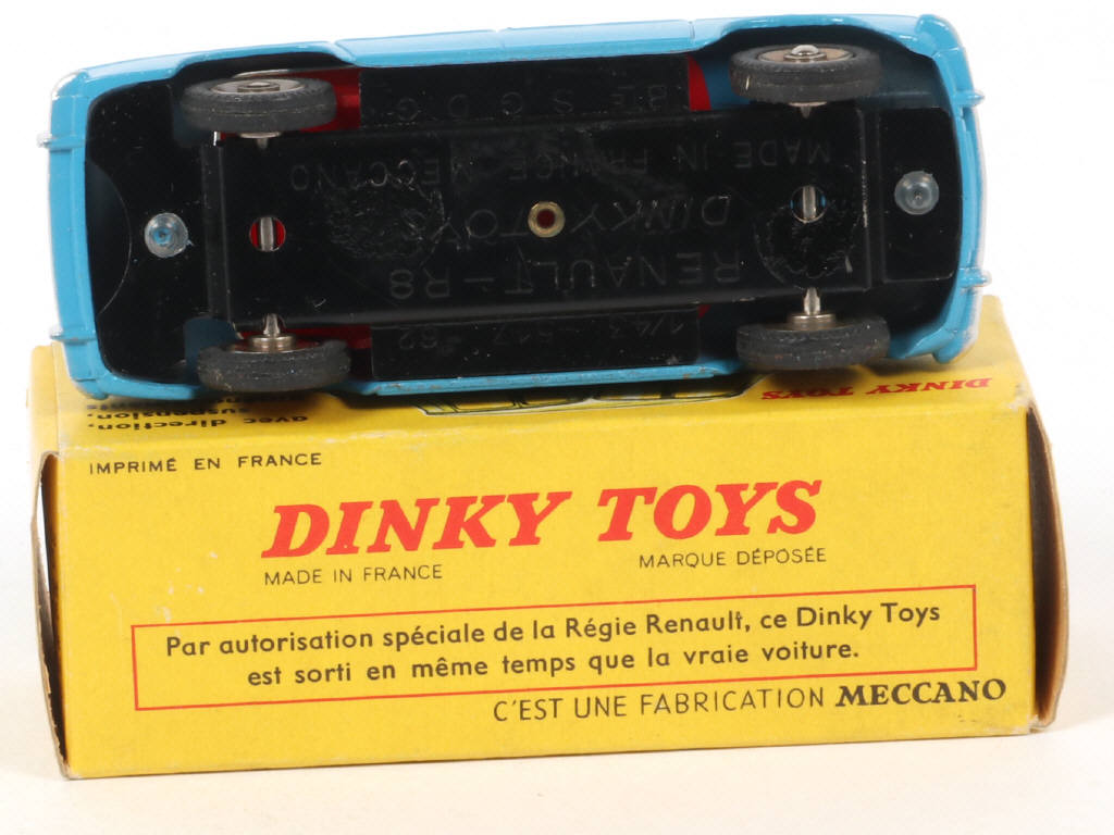Lot 58 - DINKY TOYS (FRANCE) (1)