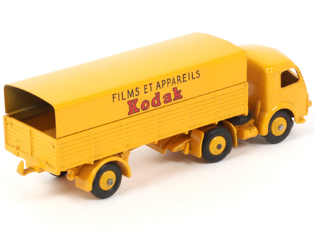 Lot 101 - DINKY TOYS (FRANCE) (1)