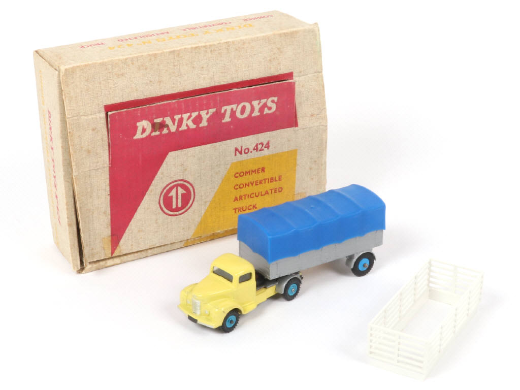 Lot 158 - DINKY TOYS (GB) (1)