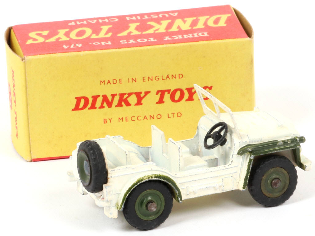 Lot 152 - DINKY TOYS (GB) (1)