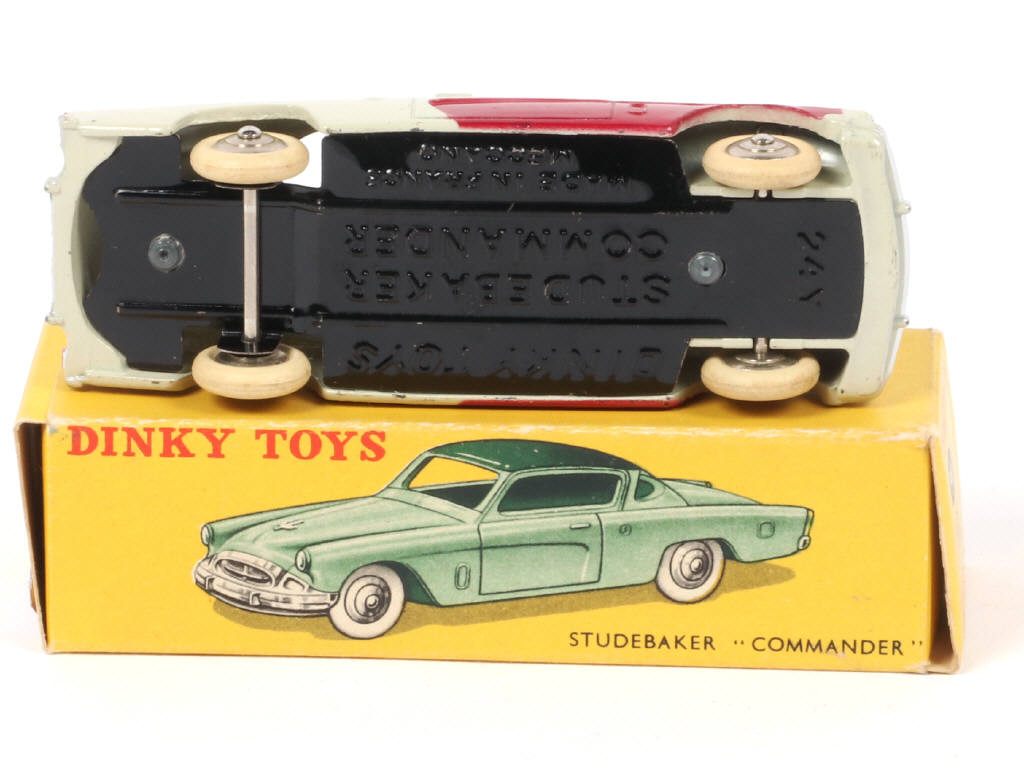 Lot 91 - DINKY TOYS (FRANCE) (1)