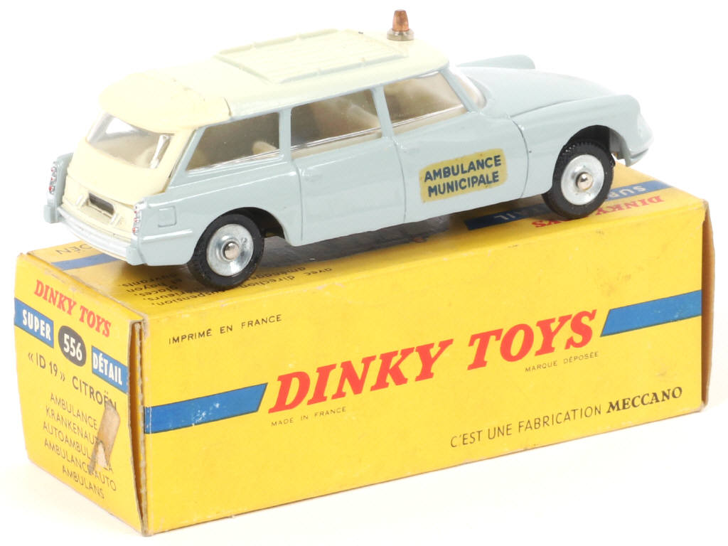 Lot 47 - DINKY TOYS (FRANCE) (1)