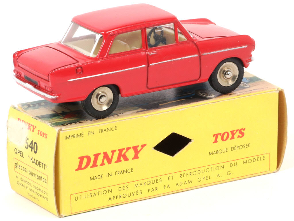 Lot 83 - DINKY TOYS (FRANCE) (1)
