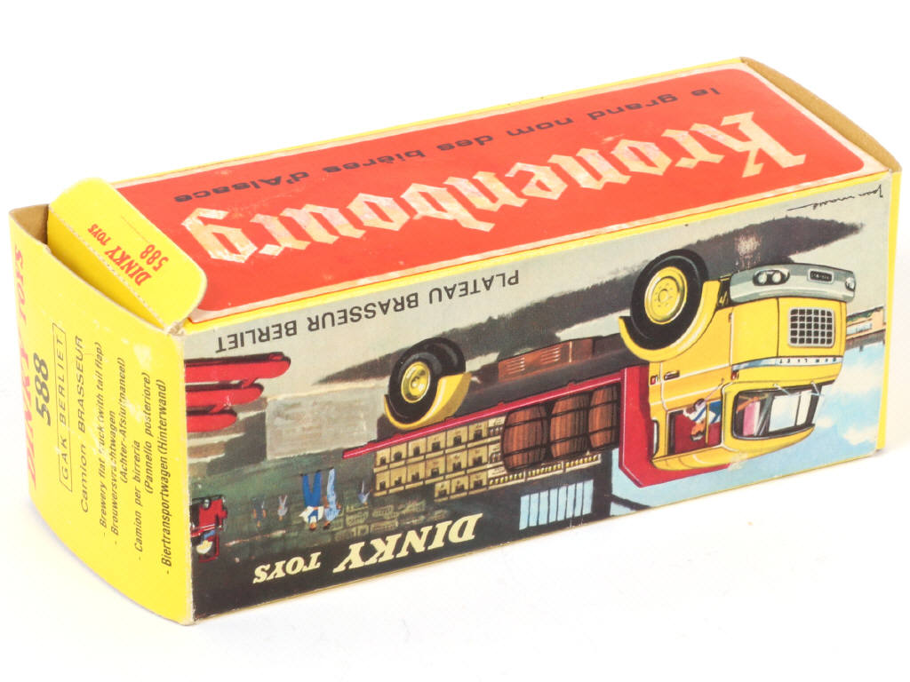 Lot 119 - DINKY TOYS (FRANCE) (1)