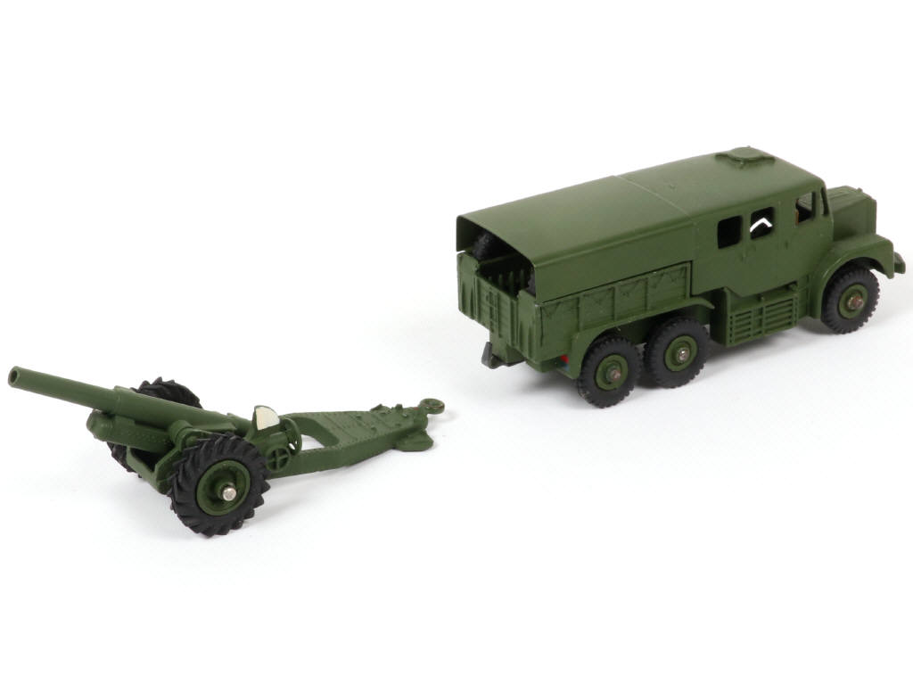 Lot 168 - DINKY TOYS (GB) (1)