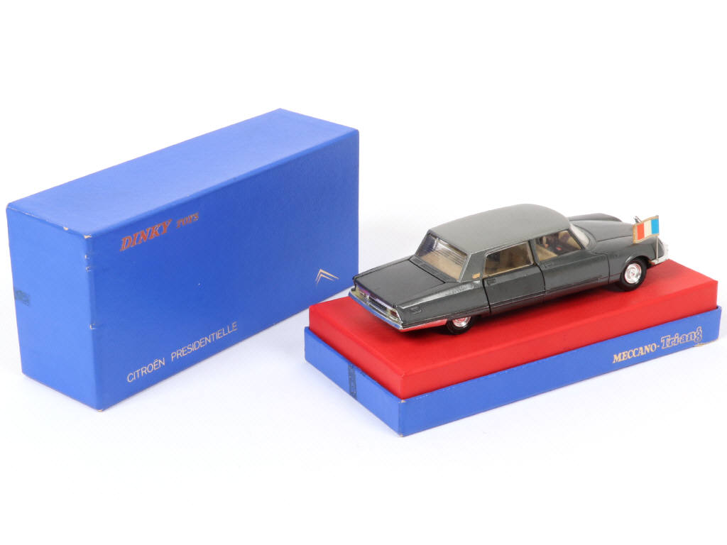 Lot 50 - DINKY TOYS (FRANCE) (1)